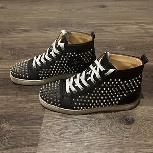 🚫SOLD🚫Christian Louboutin Men’s Louis Night Spiked Leather Sneakers